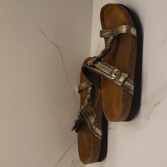 NAOT Women Malibu Sandal Size 6 (size missing) Gold Bronze Rhinestone Open - Picture 5 of 13